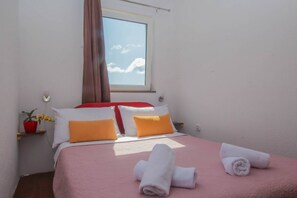 2 bedrooms, free WiFi - Two bedroom apartment in Jezera (Jezera)