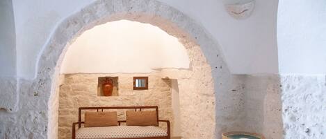 3 chambres, bureau, Wi-Fi gratuit, draps fournis