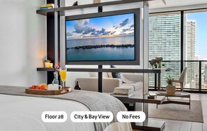 1 dormitorio, tabla de planchar con plancha, wifi y ropa de cama