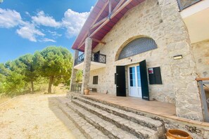 Exterior - Villa in Torres with Pool near Sierra Mágina (Torres)
