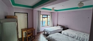 Triple Room | Free WiFi - Almost Home Guest House and Cafe (Khandbari)