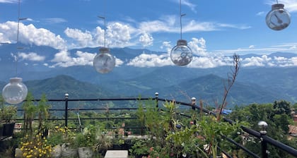 Almost Home Guest House and Cafe