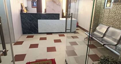 Hotel Shri Hari Lodge Ram Nagari Ayodhya