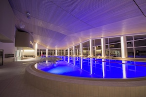 Exercise/lap pool
