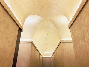 Lobby - White Pearl Colaba (Mumbai)