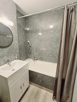 Towels, toilet paper