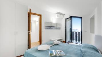 Căn hộ Tiêu chuẩn, 1 phòng ngủ (Zagara House Lake View & Shared Pool) | 1 phòng ngủ, truy cập Internet không dây miễn phí, bộ trải giường