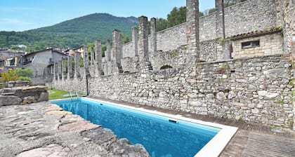 Zagara House Lake View & Shared Pool