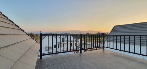 Nordic style: Spacious 600 sq.m, sleeps 22 comfortably. Perfect for large groups