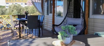 Private family -sized mobile home Olive Tree. Pet- Friendly