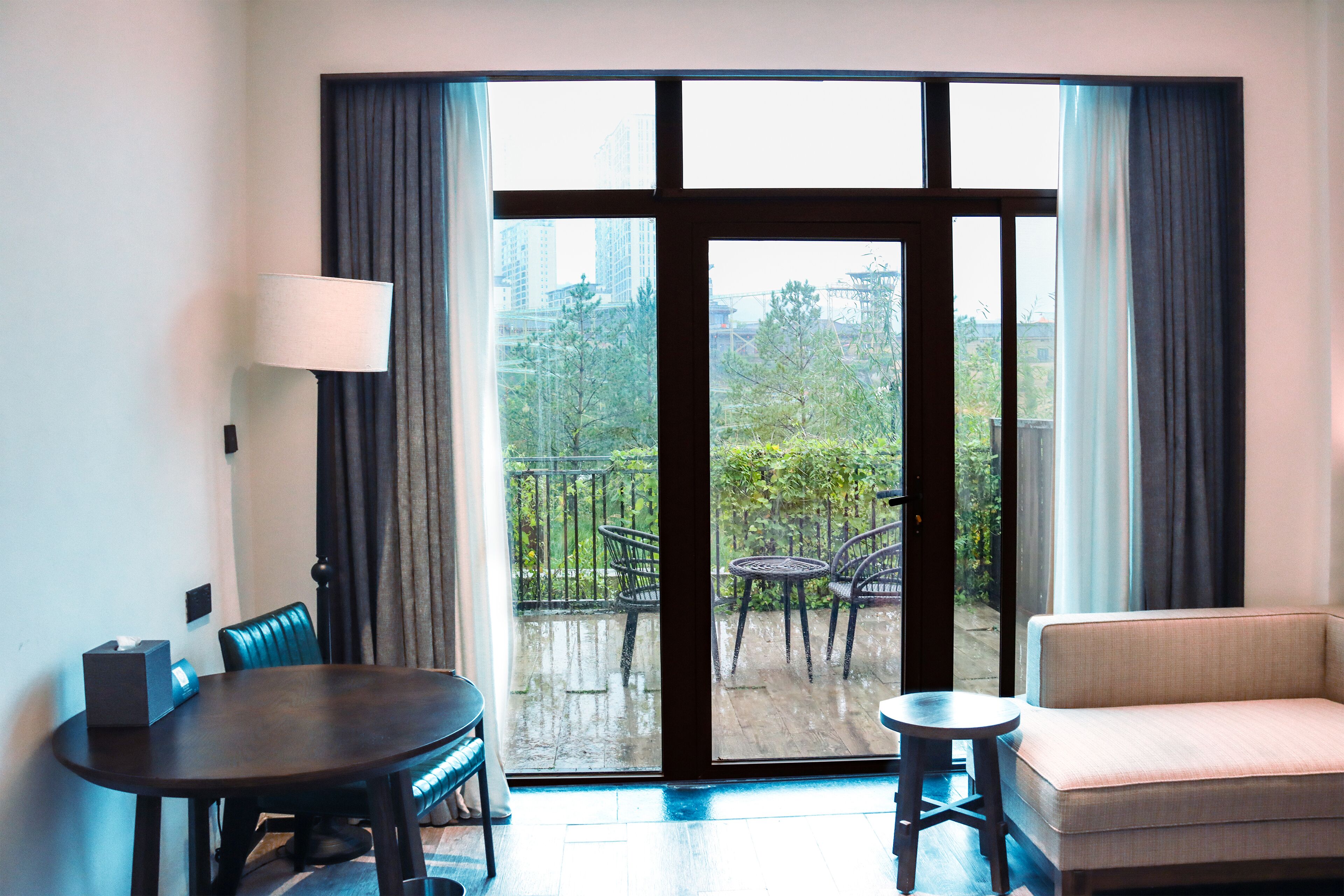 Superior Deluxe Room - Lake-View (Double Bed) | Desk, iron/ironing board, rollaway beds, bed sheets