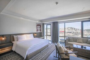 Lake View Family Suite | View from room - WANDA JIN Yan'an (Yan'an)