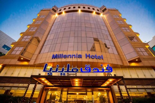 Séjour moderne et king-size au Sunday Millennia