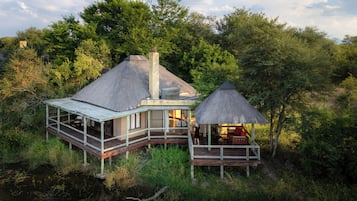 Luxury Villa, Lake View | 6 bedrooms, in-room safe