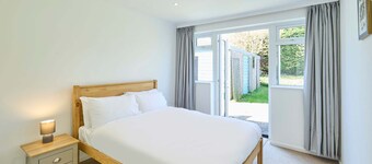 Host Stay Park View