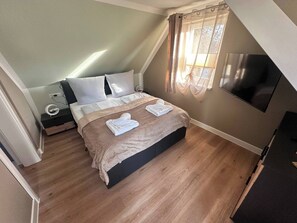 2 bedrooms