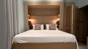 Comfort Studio | Premium bedding, pillowtop beds, soundproofing, iron/ironing board