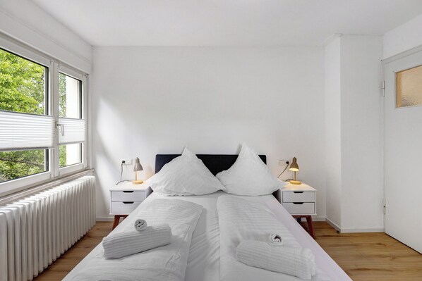 3 bedrooms, free WiFi, bed sheets