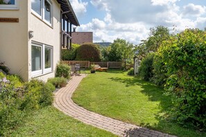 Terrace/patio - Apartment 'Reiser' with Private Terrace, Private Garden and Wi-Fi (Alpirsbach)