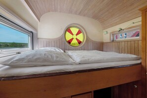 1 quarto, Wi-Fi de cortesia, roupa de cama
