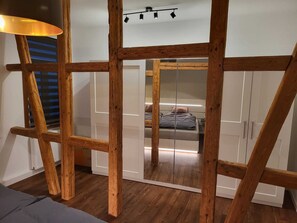 1 quarto, Wi-Fi de cortesia, roupa de cama