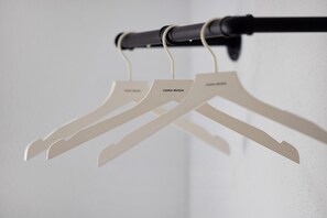 Miscellaneous - Apartment 'M B Homes Schlatt' with Lake View, Shared Terrace, Wi-Fi and Parking (Hechingen)