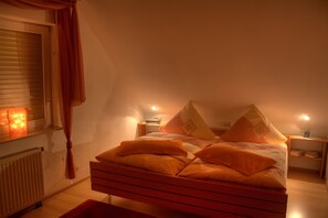 1 bedroom, free WiFi, bed sheets - Apartment 'Wehrle' with Shared Garden and Wi-Fi (Breisach am Rhein)