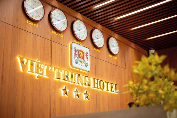 Việt Trung Hotel - Lào Cai