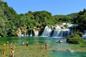 Miscellaneous - One-bedroom apartment near beach (Šibenik-Brodarica)