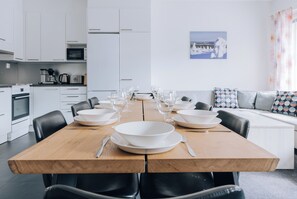 舒適公寓, 庭園景觀 | 3 間臥室、高級寢具、羽絨被、熨斗/熨衣板