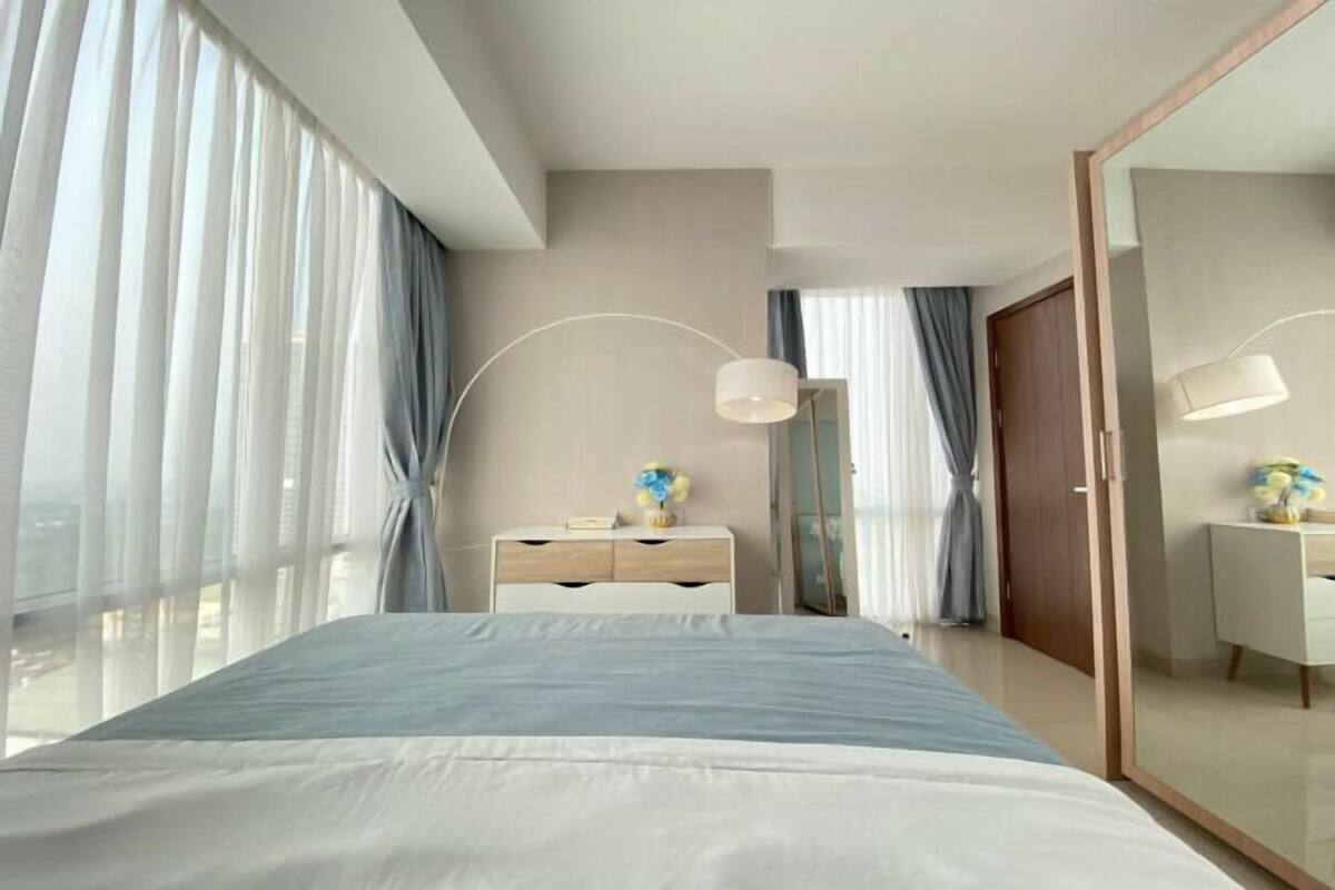 1 bedroom, minibar, blackout curtains, soundproofing
