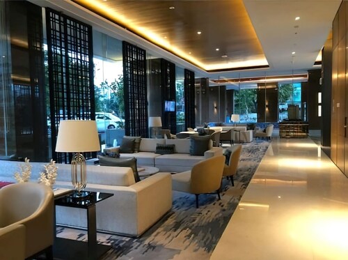 Capitol Prism Sky Suites