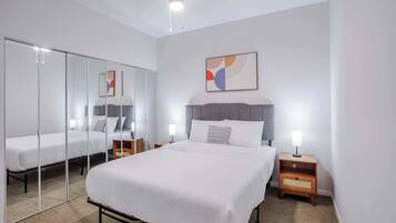 1 bedroom, desk, iron/ironing board, WiFi