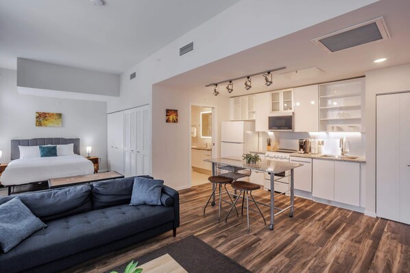 Télévision, espaces bureaux