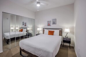 1 bedroom, desk, iron/ironing board, WiFi