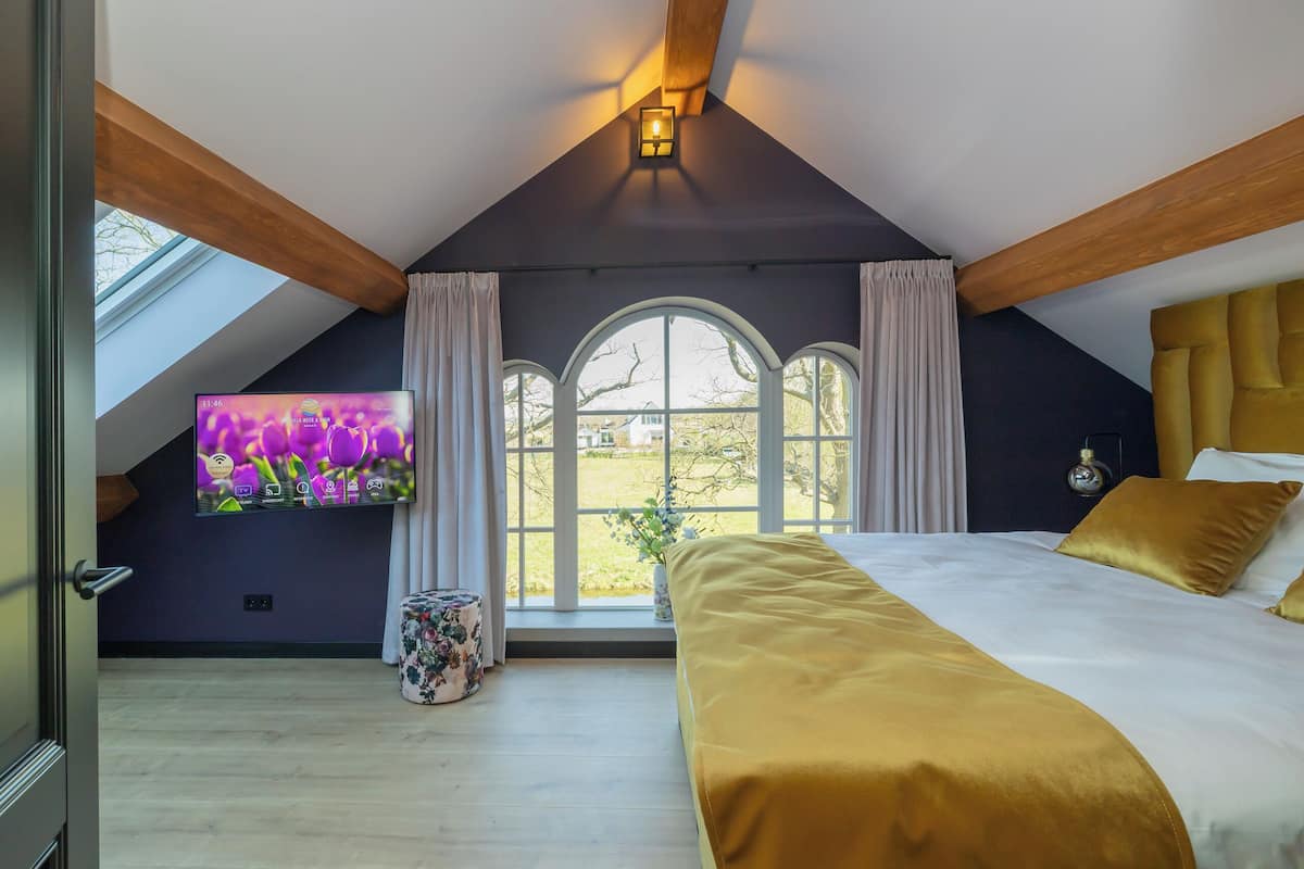 Superior Villa, Garden View | 4 bedrooms, Egyptian cotton sheets, premium bedding, blackout curtains