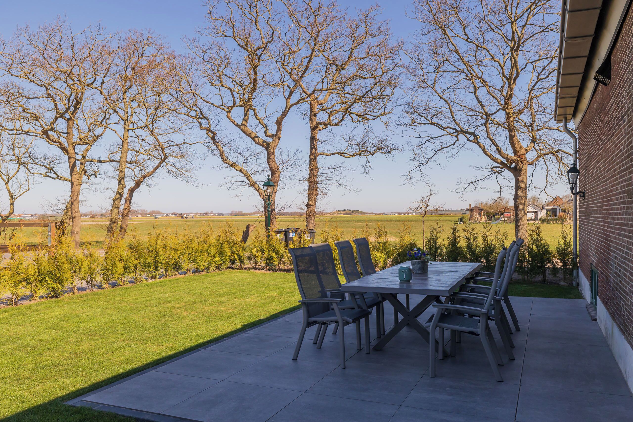 Superior villa, uitzicht op tuin | Terras