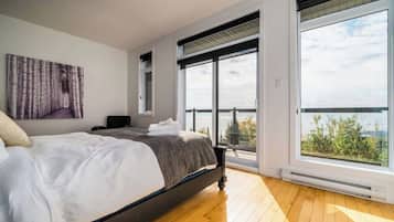4 slaapkamers, een strijkplank/strijkijzer, wifi, beddengoed