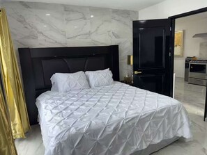 3 quartos, escrivaninha, ferros/tábuas de passar roupa, Wi-Fi