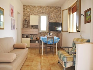 Maison, 2 chambres, patio, vue jardin | Salle de séjour