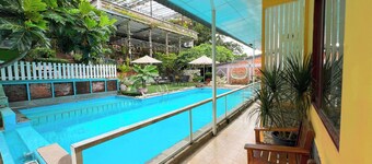 Sea Breeze Resort & Spa