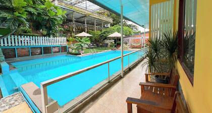 Sea Breeze Resort & Spa