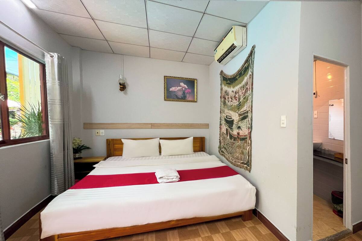 Habitación superior, vista a la alberca | Ropa de cama hipoalergénica y camas con efecto memoria 