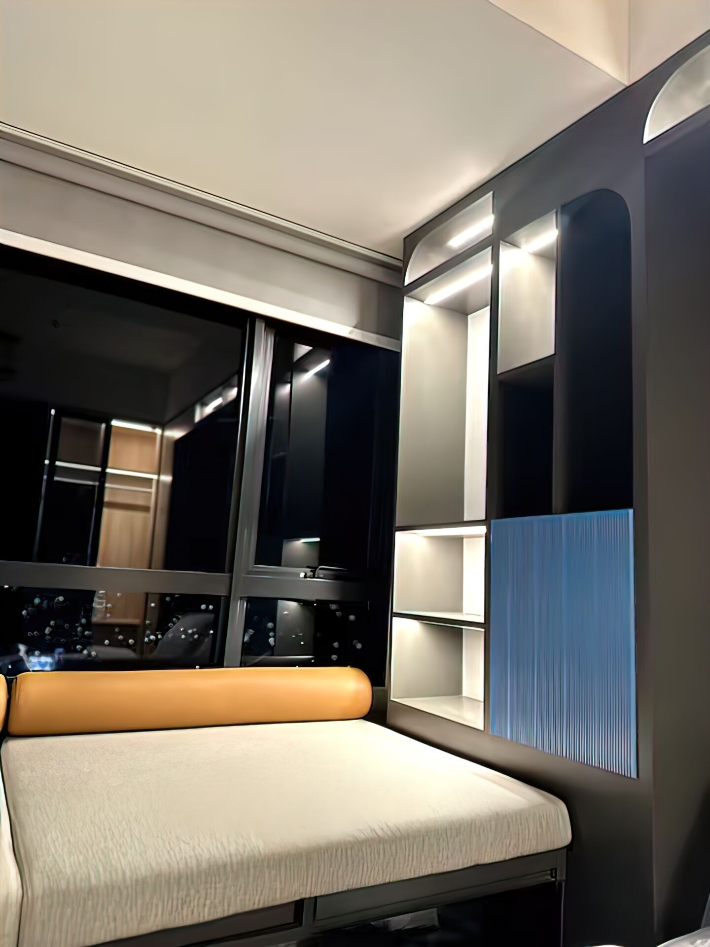 Studio supérieur, 1 grand lit, cuisine, vue sur la ville | Rideaux d’obscurcissement, système d’insonorisation