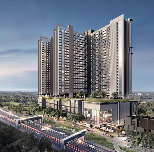 Premium Collins Boulevard Near Airport