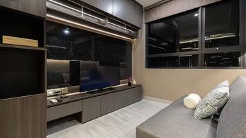 Superior Apartment, 2 Bedrooms, Kitchen, City View | Living area | 35-inch flat-screen TV with cable channels