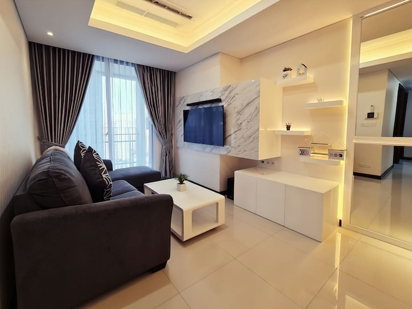 Superior Apartment, 3 Bedrooms, Kitchen, City View | Living area | 42-inch flat-screen TV with cable channels