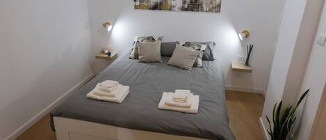 1 chambre, lit parapluie, Wi-Fi, draps fournis