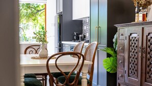 Dining - Casa Amore d'Arte - A Touch of Italian Charm in Sydney (Five Dock)
