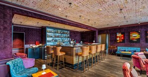 Bar (en el alojamiento)